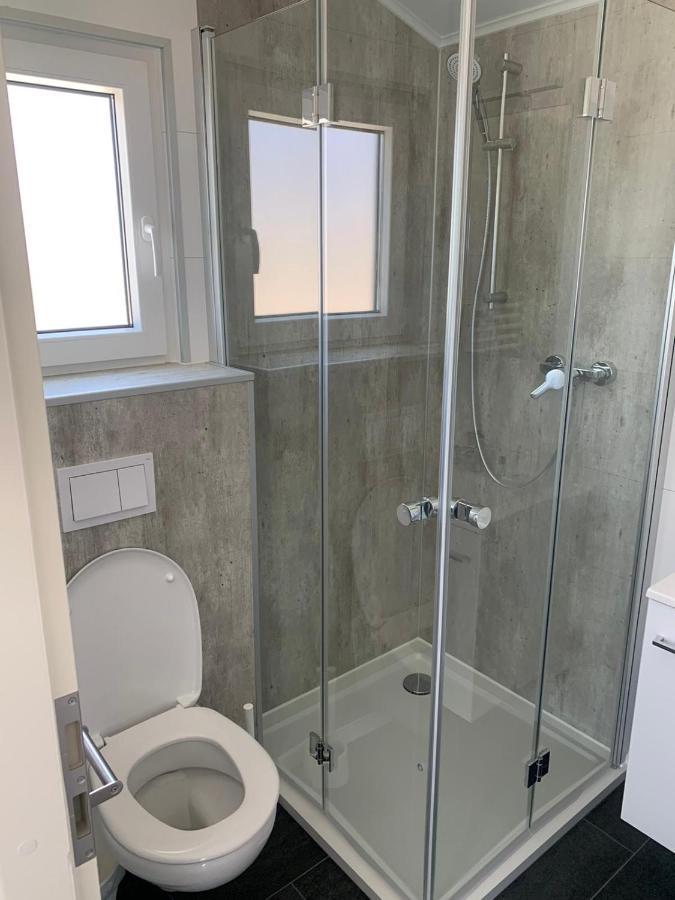 Strand 21 Hotelchalets زاندفورت المظهر الخارجي الصورة